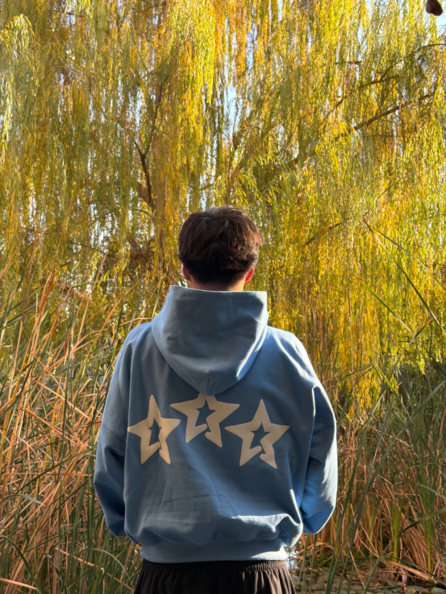 CLASSIC HOODIE "NUBE"