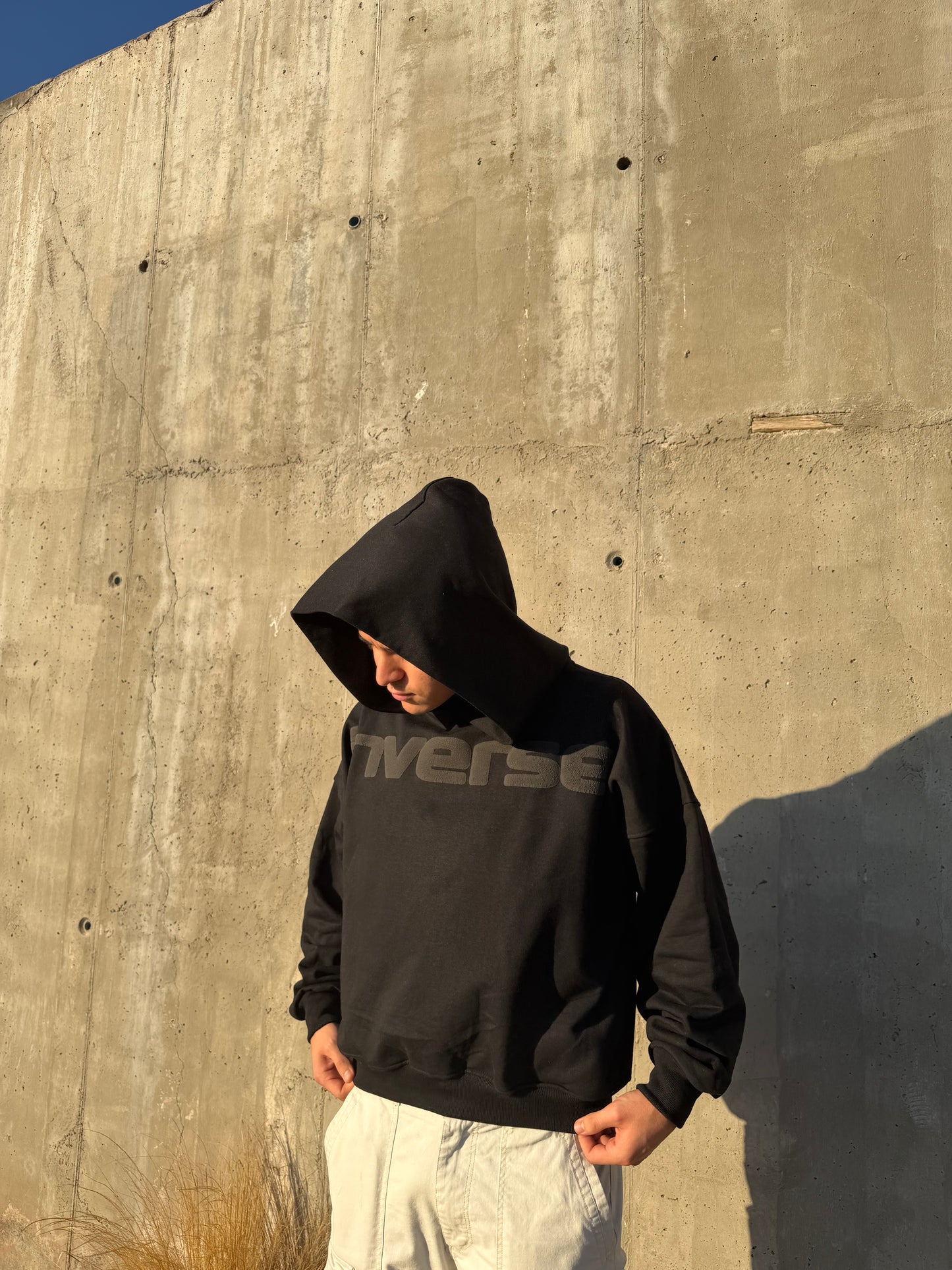 CLASSIC HOODIE "TRIPLE BLACK"